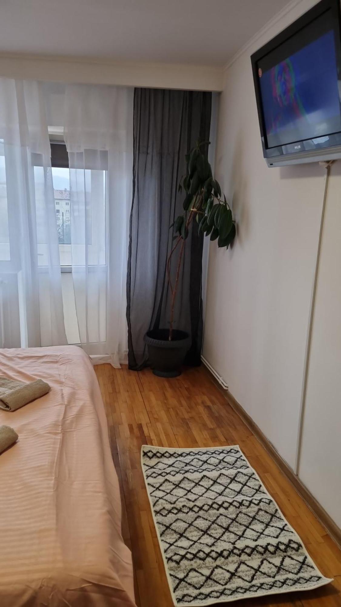 Marya'S Ramnicu Valcea Quarto foto